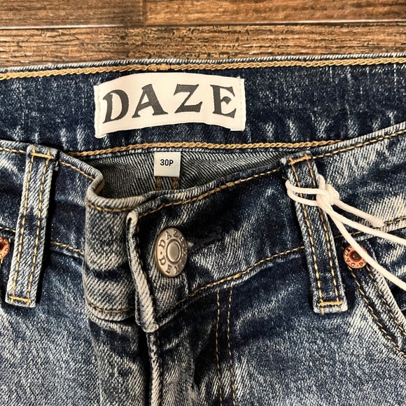 Stitch Fix Exclusive DAZE Jeans - Picture 2 of 5